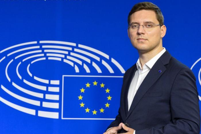 ЕВРОДЕПУТАТ: РЕШЕНИЕ О НАЧАЛЕ ПЕРЕГОВОРОВ ПО ВСТУПЛЕНИЮ МОЛДОВЫ И УКРАИНЫ В ЕС – ВЫГОДНО И РУМЫНИИ