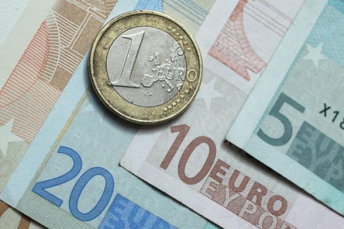 ​Косово окончательно отказывается от сербской валюты и переходит на евро