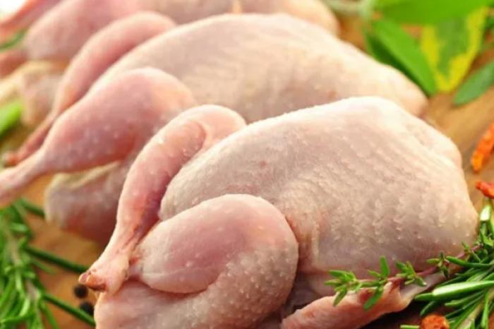 MOLDOVA A OBȚINUT PENTRU PRIMA DATĂ DREPTUL DE A LIVRA CARNE DE PUI ÎN UNIUNEA EUROPEANĂ