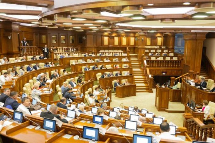 PARLAMENTUL ARMONIZEAZĂ MĂSURILE DE SPRIJIN PENTRU ZONELE ECONOMICE LIBERE CU NORMELE UE