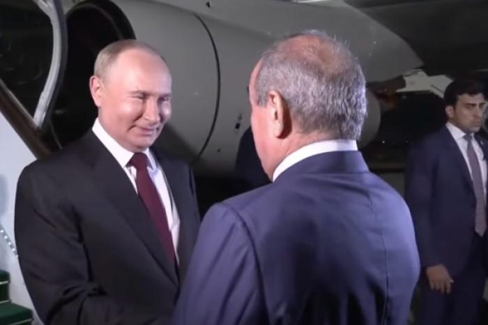 Путин вечером прибыл в Азербайджан с двухдневным визитом