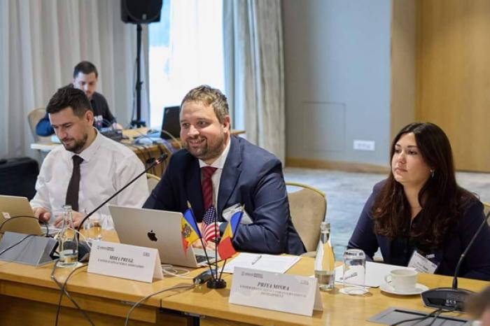 COMPANIILE ENERGETICE MOLDOVENEȘTI ȘI ROMÂNEȘTI VOR LANSA UN PROIECT DE INTEGRARE A REȚELELOR ENERGETICE ALE CELOR DOUĂ ȚĂRI