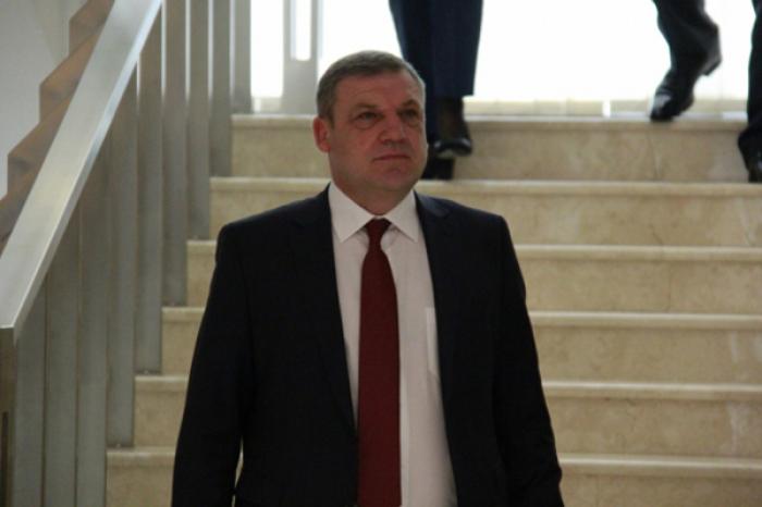 DEPUTAT GĂGĂUZ AMENDAT PENTRU „TRAFIC DE INFLUENȚĂ”