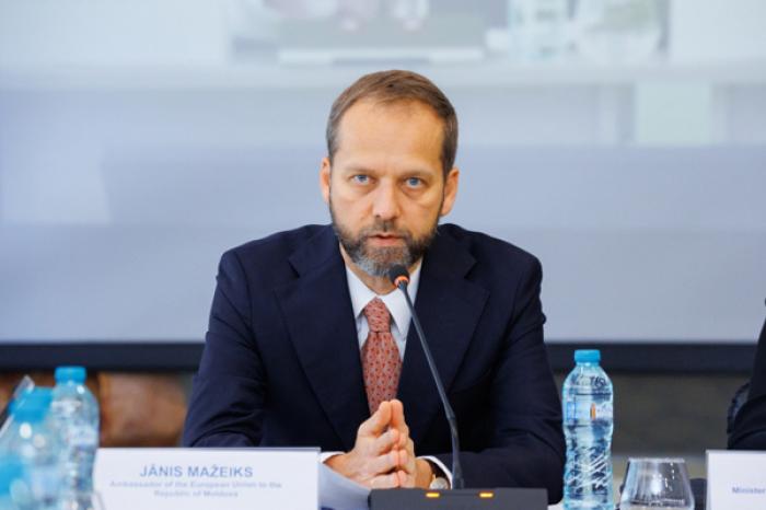 ​AMBASADORUL UE ÎN MOLDOVA AFIRMĂ CĂ UE VA AJUTA MOLDOVA SĂ DEPĂȘEASCĂ CRIZA ENERGETICĂ
