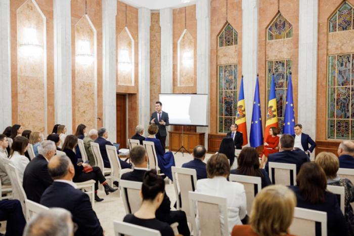 CONDUCEREA MOLDOVEI DISCUTĂ CU ACTIVIȘTII DIN GAGAUZIA DESPRE ÎMBUNĂTĂȚIREA RELAȚIILOR DINTRE CHIȘINĂU ȘI AUTONOMIE