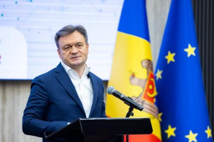 Șeful Guvernului, Dorin Recean, la cea de-a doua ediție a Forumului național de educație financiară: „Trebuie să facem investiții inteligente, pentru a contribui la dezvoltarea unei societăți mai prospere”