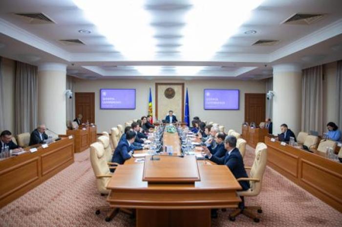 PREMIERUL DORIN RECEAN A SOLICITAT PREGĂTIREA UNUI CADRU LEGISLATIV PENTRU NAȚIONALIZAREA ACTIVELOR COMPANIEI MOLDOVAGAZ