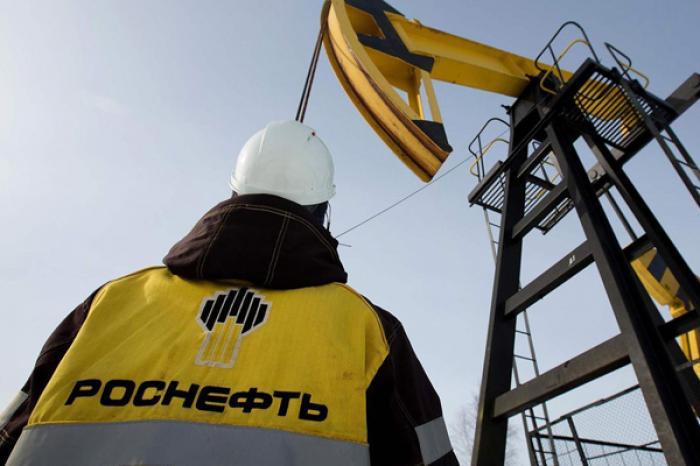 «Роснефть» и индийская Reliance заключили крупнейшую нефтяную сделку