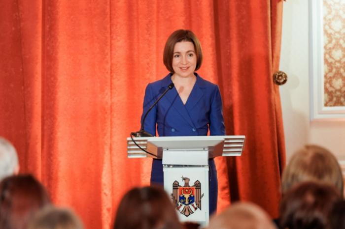 PREȘEDINTA MAIA SANDU ÎNDEAMNĂ SĂ FIM MÂNDRI DE CULTURA NAȚIONALĂ
