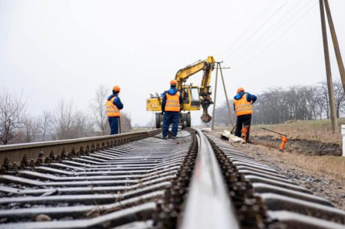​REPARAȚIA TRONSONULUI DE CALE FERATĂ DIN SUDUL MOLDOVEI NU VA FI FINALIZATĂ ÎN 2025
