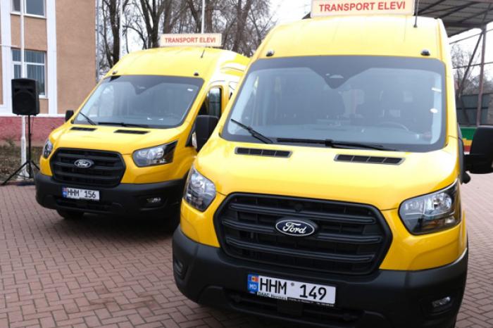 TREI AUTOBUZE PENTRU ELEVII DIN DISTRICTUL TARACLIA, ACHIZIȚIONATE CU FONDURI ALE GUVERNULUI BULGAR