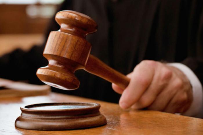 UN AVOCAT A FOST AMENDAT CU 80.000 DE LEI PENTRU CĂ A EXTORCAT MITĂ DE LA UN CLIENT, PROMIȚÂNDU-I CĂ VA INFLUENȚA PROCESUL DE ANCHETĂ
