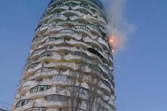 DOI PENSIONARI AU MURIT ÎNTR-UN INCENDIU ÎNTR-UN BLOC LOCATIV DIN CHIȘINĂU