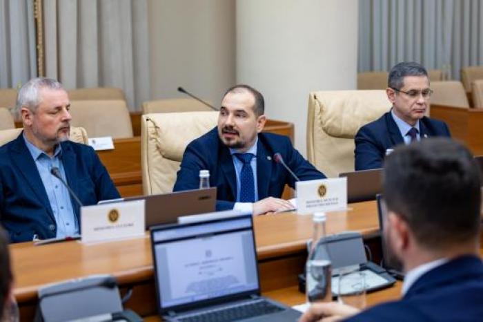 Правительство одобрило предоставление компенсаций за электроэнергию, включенных непосредственно в счета, начиная с февраля 2025 года