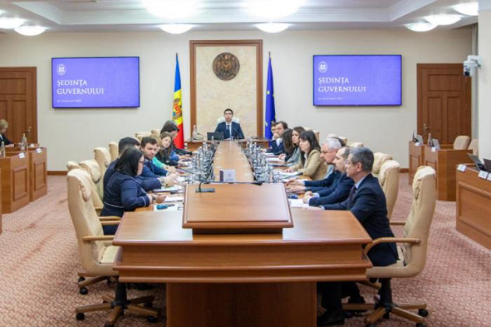 ​ПРАВИТЕЛЬСТВО УПРОЩАЕТ ДОСТУП К ГОСУДАРСТВЕННОМУ ФИНАНСИРОВАНИЮ