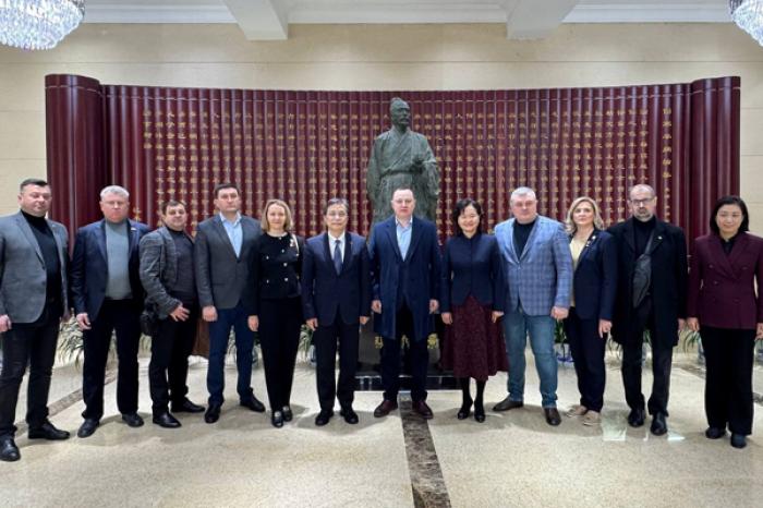 COMPANIA FARMACEUTICĂ WANTAI BIOPHARM (CHINA) SE PREGĂTEȘTE SĂ INTRE PE PIAȚA MOLDOVENEASCĂ