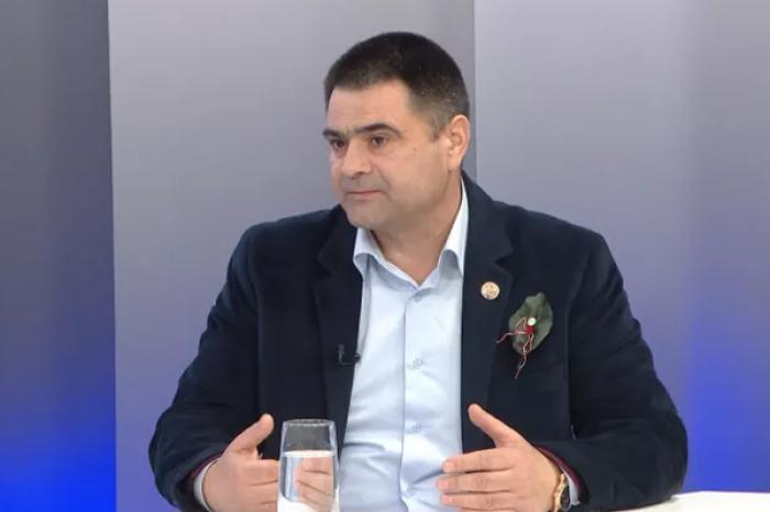 FOSTUL MINISTRU AL APĂRĂRII VITALIE MRINUȚĂ SPUNE CĂ MOLDOVA NU ÎȘI POATE PERMITE LUXUL DE A RĂMÂNE O ȚARĂ NEUTRĂ