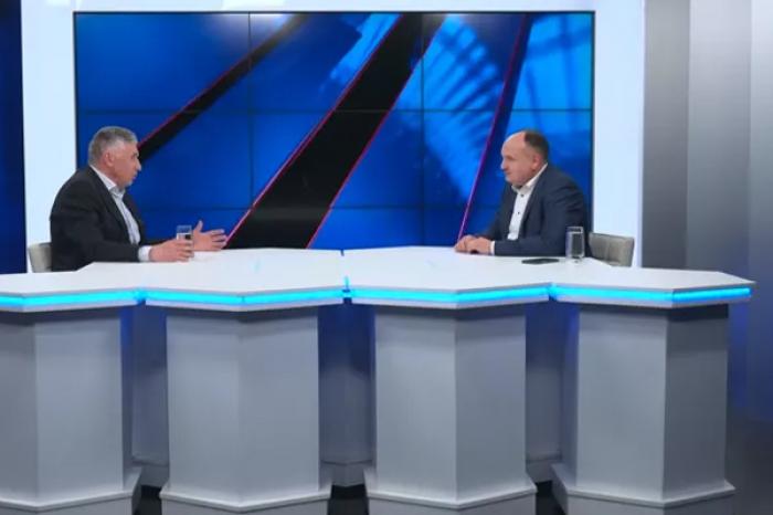 ​FOSTUL PRIM-MINISTRU ION STURZA NU EXCLUDE DEMISIA GUVERNULUI LUI DORIN RECEAN