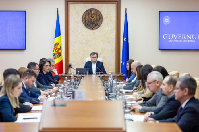 ​GUVERNUL APROBĂ PROIECTUL DE MAJORARE A PENSIILOR DE LA 1 APRILIE CU 1