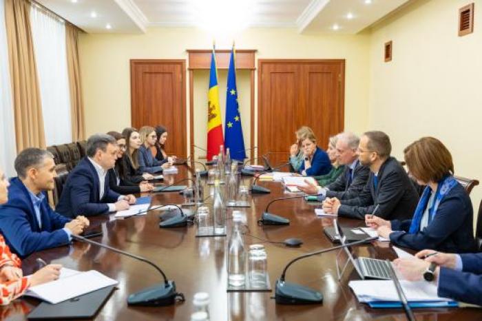 Planul de creștere economică pentru Moldova, discutat de premierul Dorin Recean și directorul general al DG ENEST, Gert Jan Koopman