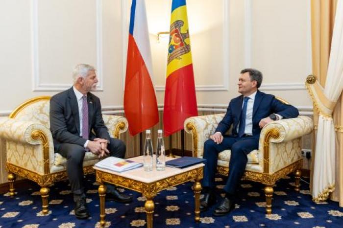 Премьер-министр Дорин Речан на встрече с президентом Чехии Петром Павелом: «Мы будем продолжать работать над построением более безопасного и процветающего будущего для наших граждан»