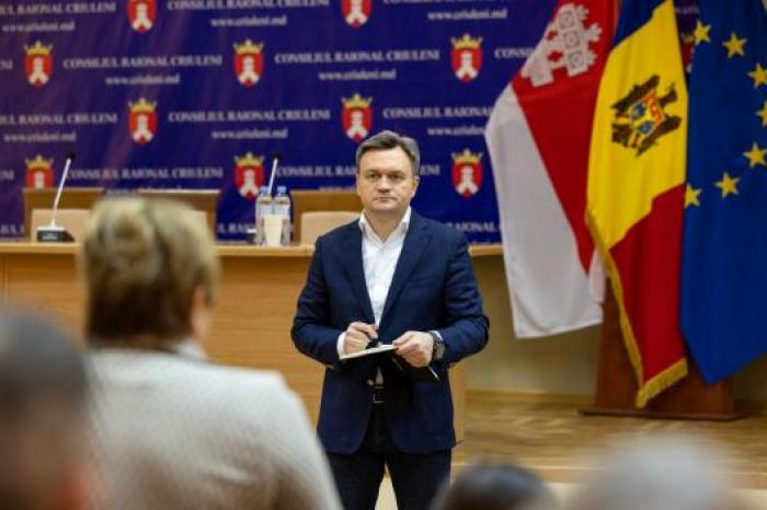 Премьер в беседе с местными властями Криулянского района: Мы продолжим инвестировать в важные проекты и модернизировать всю страну