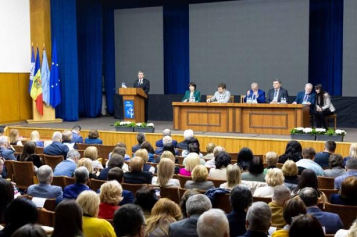 СПИКЕР ПАРЛАМЕНТА ИГОРЬ ГРОСУ: ВЫБОРЫ И РЕФЕРЕНДУМ СТАЛИ ТЕСТОМ НА УСТОЙЧИВОСТЬ ГОСУЧРЕЖДЕНИЙ МОЛДОВЫ