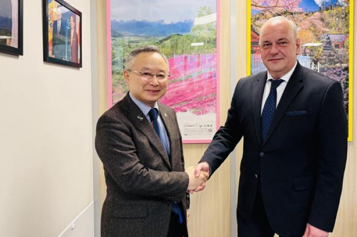 ​AMBASADORUL JAPONIEI S-A ÎNTÂLNIT CU NOUL AMBASADOR AL UCRAINEI ÎN MOLDOVA