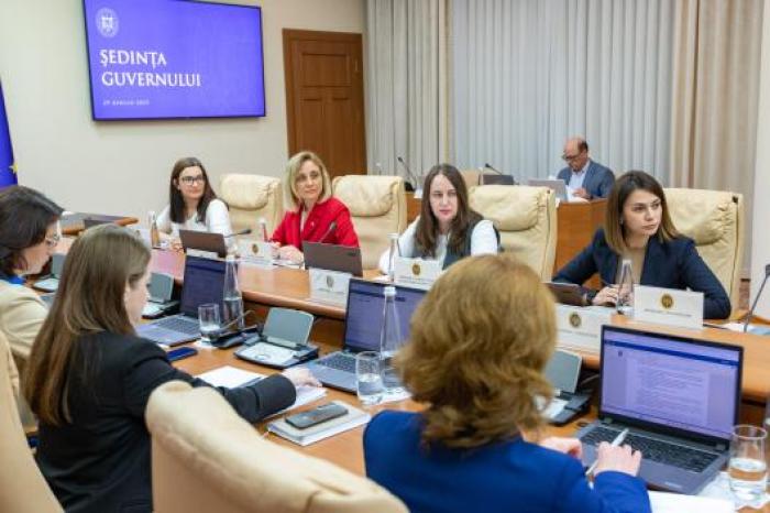 Mai multe servicii electronice și dezvoltarea economiei digitale: Guvernul a aprobat noi modificări legislative 