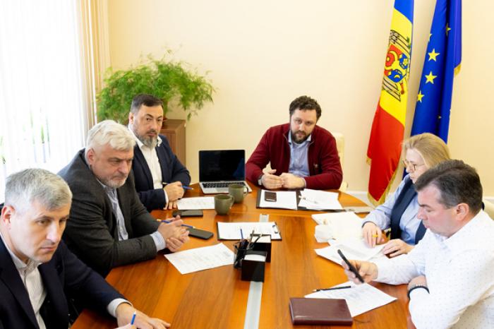 ПАРЛАМЕНТСКАЯ КОМИССИЯ ПО СЕЛЬСКОМУ ХОЗЯЙСТВУ НЕ ПОДДЕРЖАЛА ВОТУМ НЕДОВЕРИЯ МИНИСТРУ ЛЮДМИЛЕ КАТЛАБУГЕ