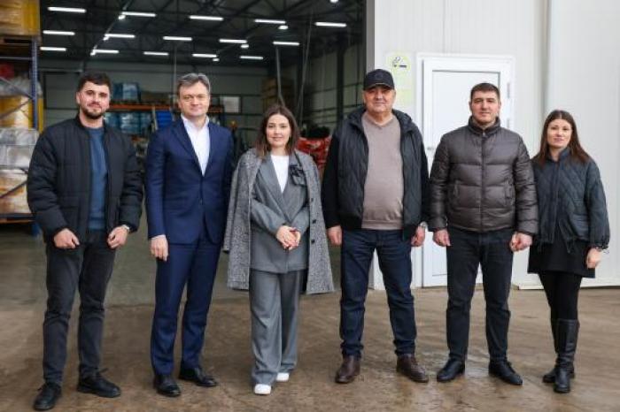 Премьер-министр посетил предприятие в селе Калфа района Анений Ной