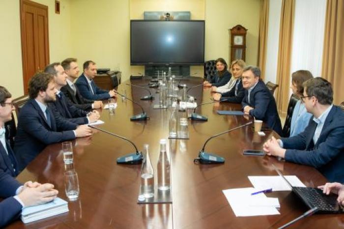 Premierul Dorin Recean a discutat cu un grup de investitori străini