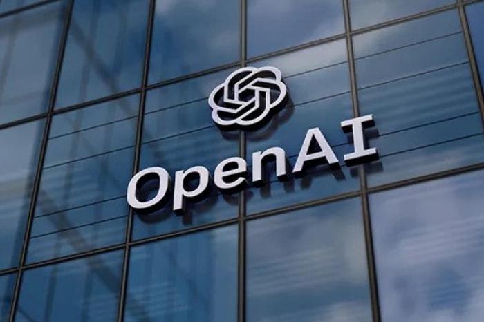 OpenAI va colabora la dezvoltarea unuia dintre cele mai mari centre de date din lume