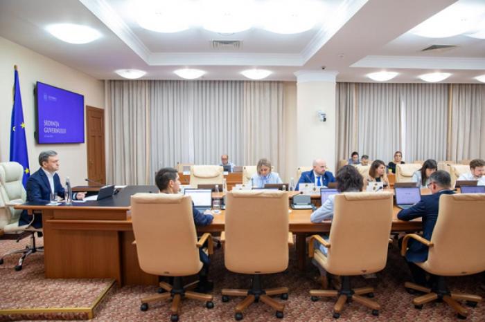 ÎN MOLDOVA VA FI CREAT UN MECANISM DE CERTIFICARE A COMPETENȚEI ÎN LIMBA ROMÂNĂ