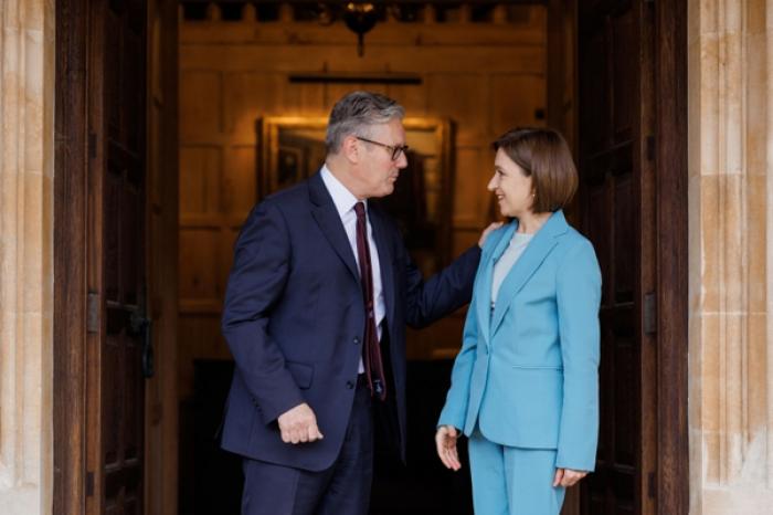 PREȘEDINTA REPUBLICII MOLDOVA A DISCUTAT COOPERAREA DINTRE CELE DOUĂ ȚĂRI CU PRIM-MINISTRUL MARII BRITANII