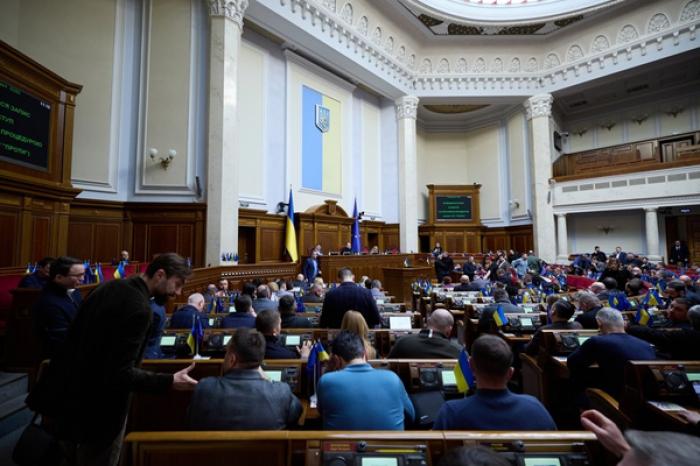 Rada de la Kiev a votat pentru limitarea autonomiei agenţiilor anticorupţie, la o zi după un amplu raid al serviciului de securitate