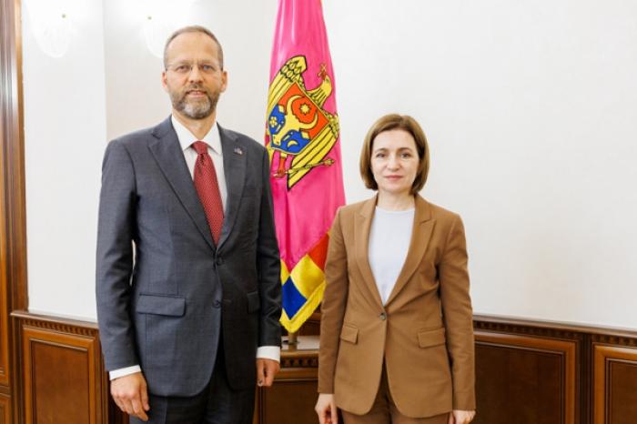 ПРЕЗИДЕНТ МАЙЯ САНДУ ЗАВЕРИЛА ПОСЛА ЕВРОСОЮЗА, ЧТО ЕВРОИНТЕГРАЦИЯ ОСТАЕТСЯ ВАЖНЕЙШИМ ПРОЕКТОМ МОЛДОВЫ