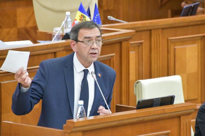 ФИНАНСОВЫЙ ЭКСПЕРТ: КАКОЙ БЫ РОСТ ВВП НЕ РИСОВАЛИ – СЛАБОСТЬ ОТЕЧЕСТВЕННОГО ПРОИЗВОДСТВА ОСТАЕТСЯ