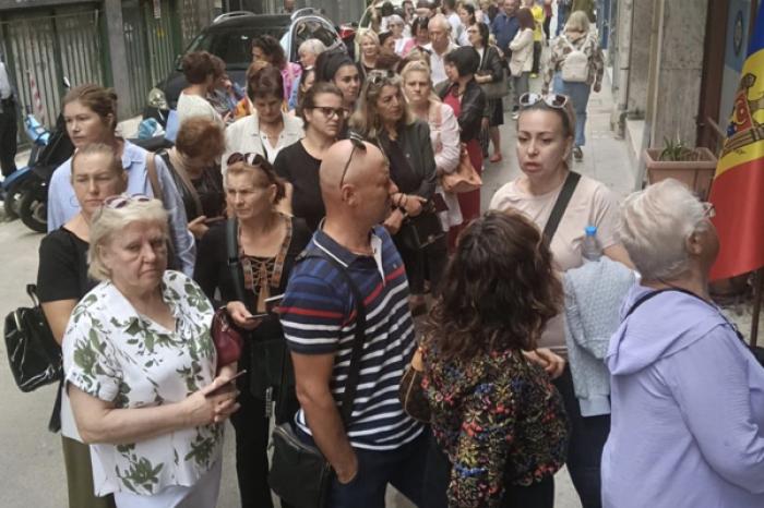 ​МОЛДАВСКАЯ ДИАСПОРА В ГЕРМАНИИ АКТИВНО ГОЛОСОВАЛА НА 36 ИЗБИРАТЕЛЬНЫХ УЧАСТКАХ