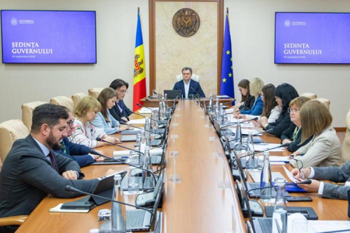 ПРАВИТЕЛЬСТВО ЗАПУСКАЕТ НОВЫЙ ФИНАНСОВЫЙ ИНСТРУМЕНТ ПОДДЕРЖКИ БИЗНЕСА – «ФОНД ФОНДОВ»