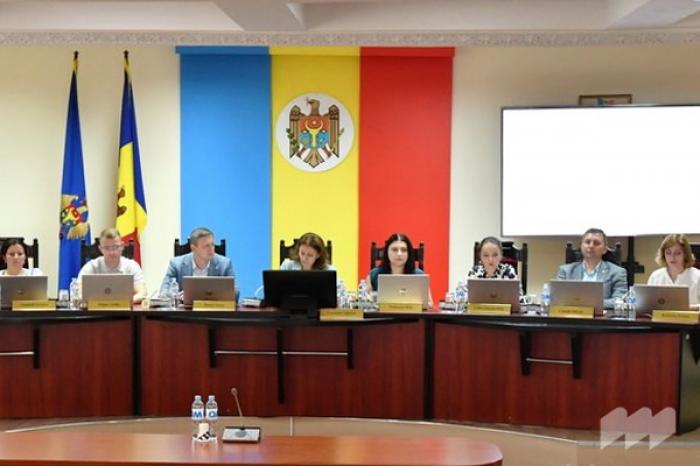 ЦЕНТРИЗБИРКОМ ИСКЛЮЧИЛ КАНДИДАТОВ В ДЕПУТАТЫ ОТ ПАРТИИИ «СЕРДЦЕ МОЛДОВЫ» ИЗ СОСТАВА ПАТРИОТИЧЕСКОГО БЛОКА