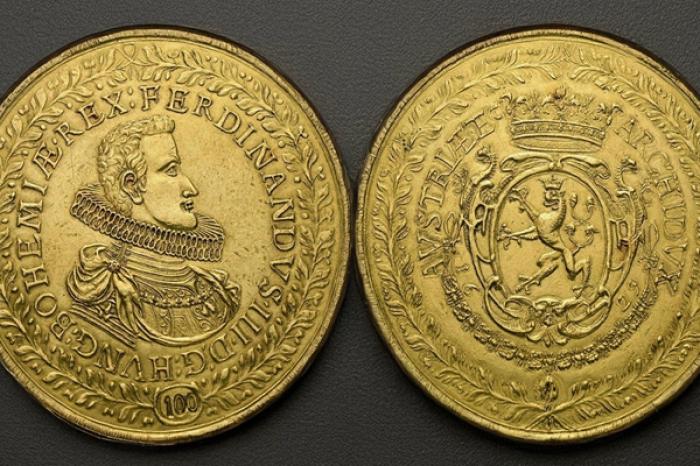 В Швейцарии выставят на аукцион самую дорогую золотую монету