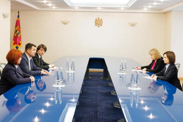 ФРАКЦИЯ «ДЕМОКРАТИЯ ДОМА» НАЗВАЛА НЕКОНСТИТУЦИОННОЙ ПРОЦЕДУРУ ВЫДВИЖЕНИЯ НОВОГО ПРЕМЬЕРА