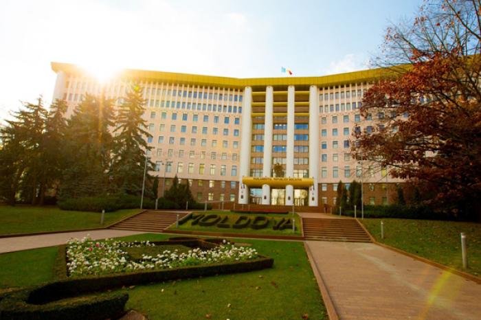 ПЕРВОЕ ЗАСЕДАНИЕ НОВОГО ПАРЛАМЕНТА НАЗНАЧЕНО НА СРЕДУ, 22 ОКТЯБРЯ