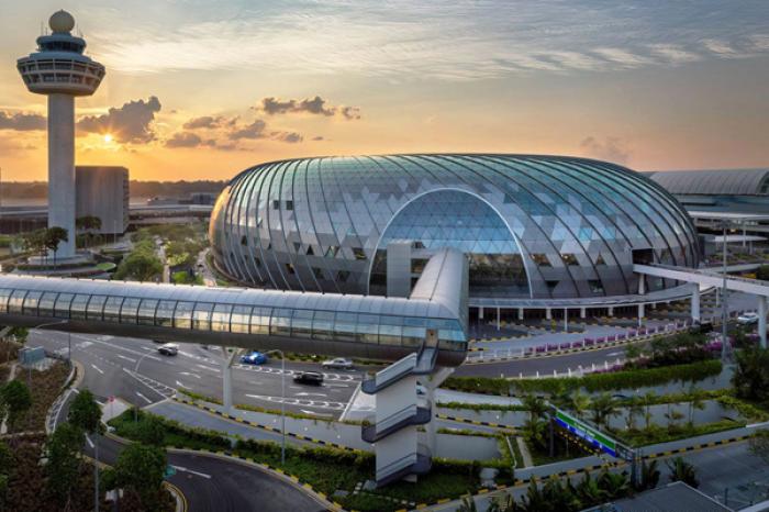 ​Сингапур первым в мире введет налог на авиатопливо