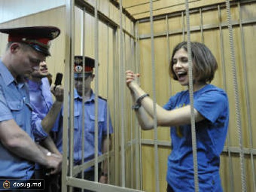 Адвокат Полозов сообщил о скором освобождении девушек из Pussy Riot