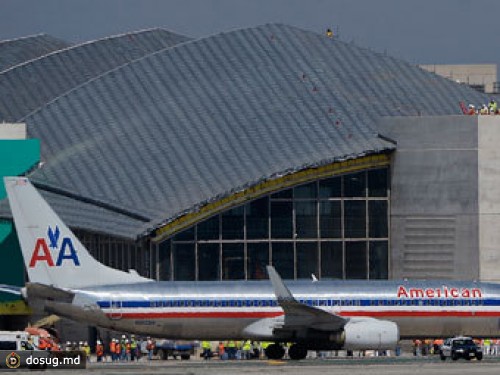 American Airlines приостановила полеты из-за отвалившихся кресел