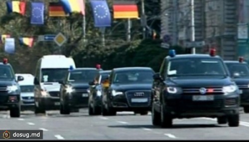 Ангелу Меркель атаковали в Кишиневе коктейлем Молотова. Подозреваемый задержан