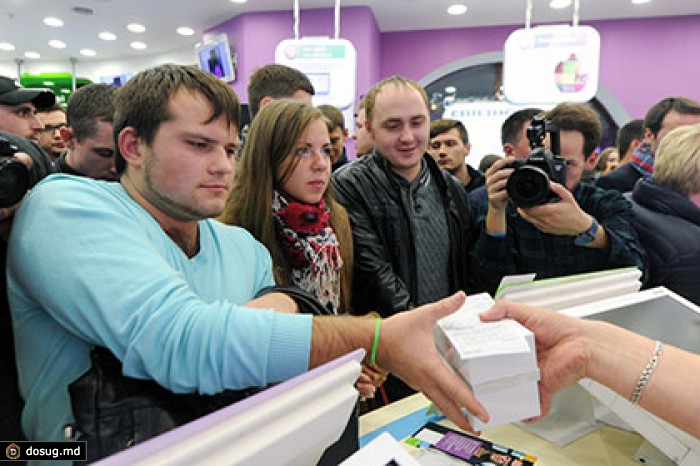 Apple и В-бренды помогли увеличить продажи смартфонов в России на 40 процентов