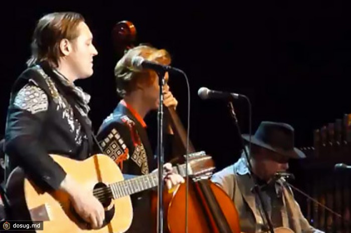Arcade Fire спели вместе с Нилом Янгом приснившуюся песню